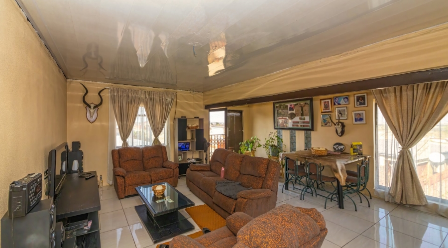 4 Bedroom Property for Sale in Maokeng Free State